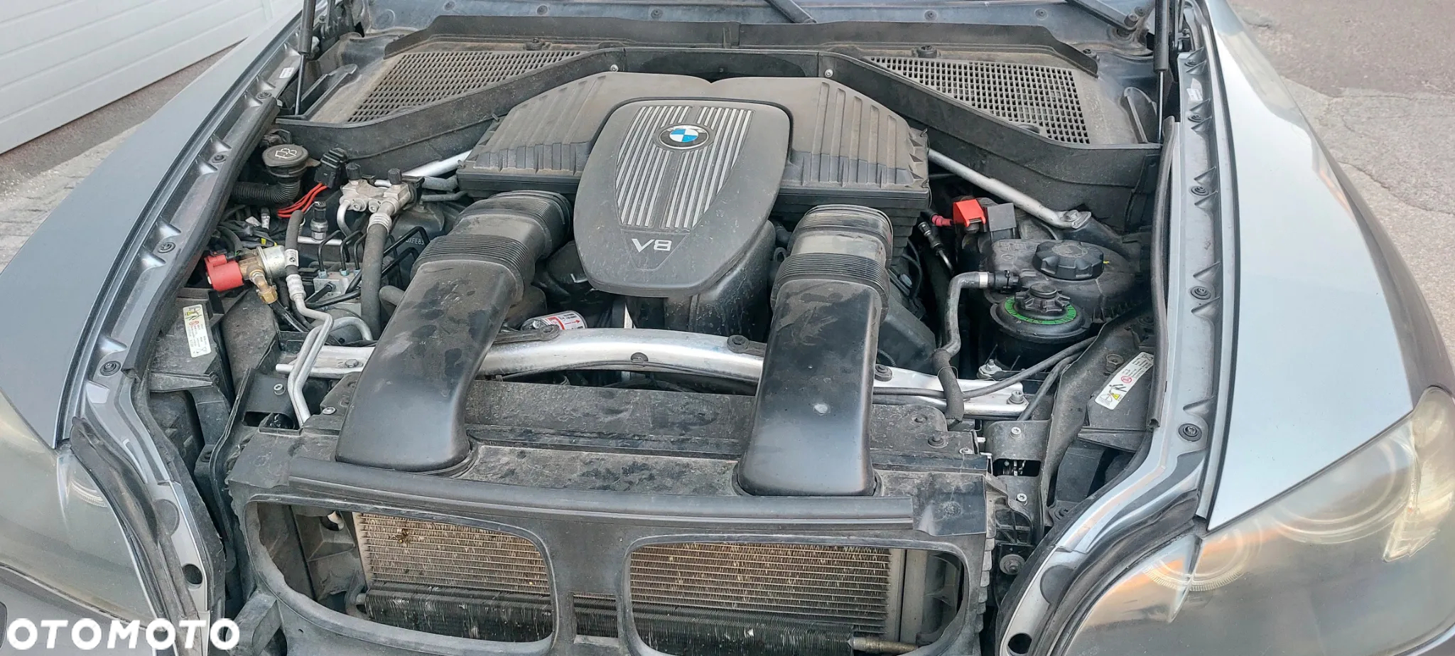BMW X5 4.8i xDrive - 11