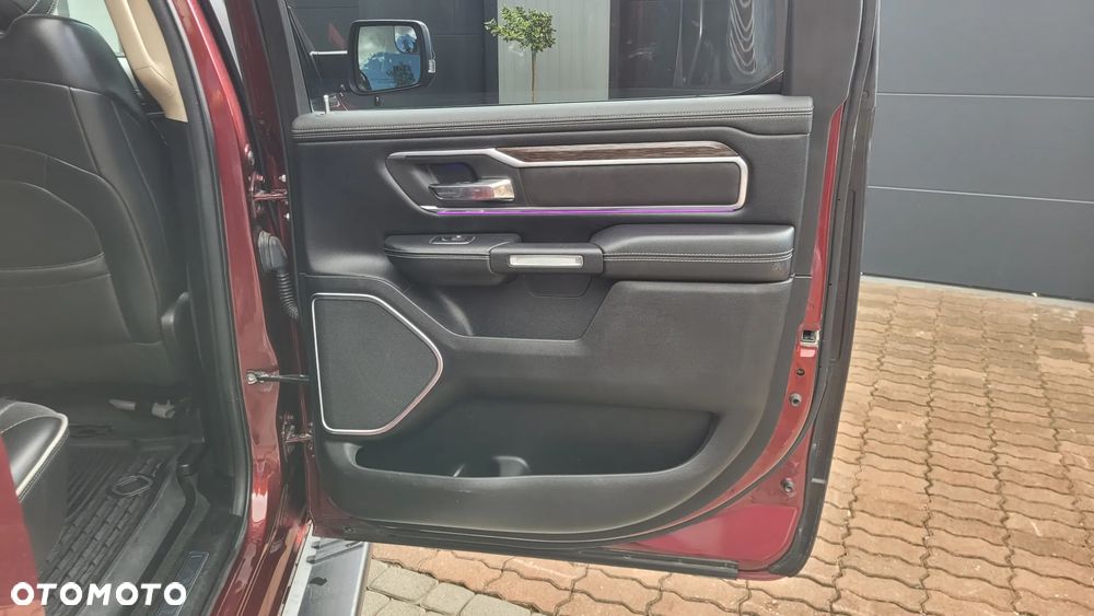 RAM 1500 Crew Cab Laramie - 23