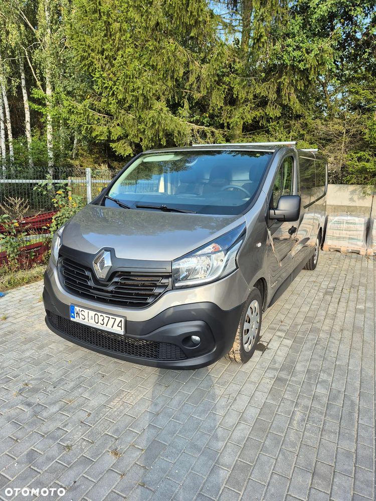 Renault TRAFIC - 2