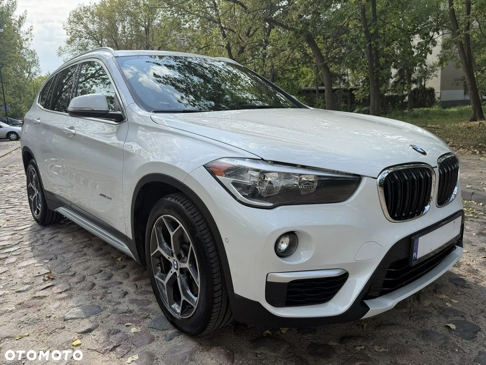 BMW X1 xDrive28i xLine - 1