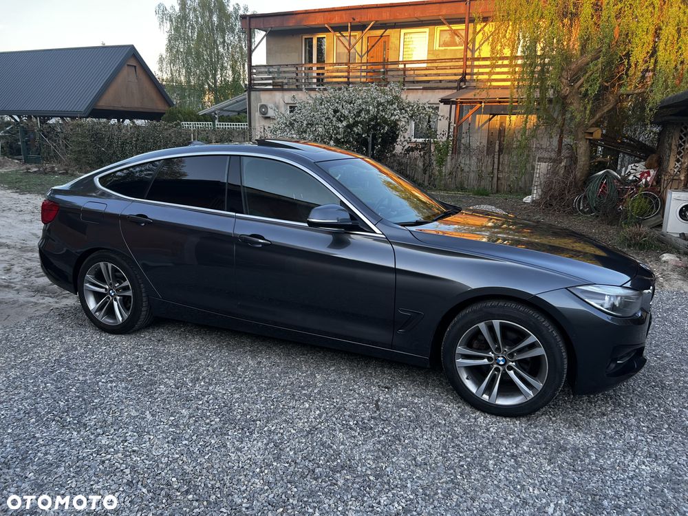 BMW 3GT 330i Sport Line - 3