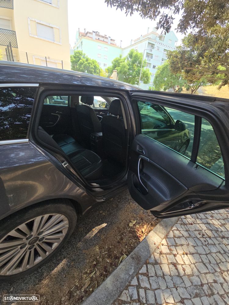 Opel Insignia Sports Tourer 2.0 CDTi Cosmo S/S - 24