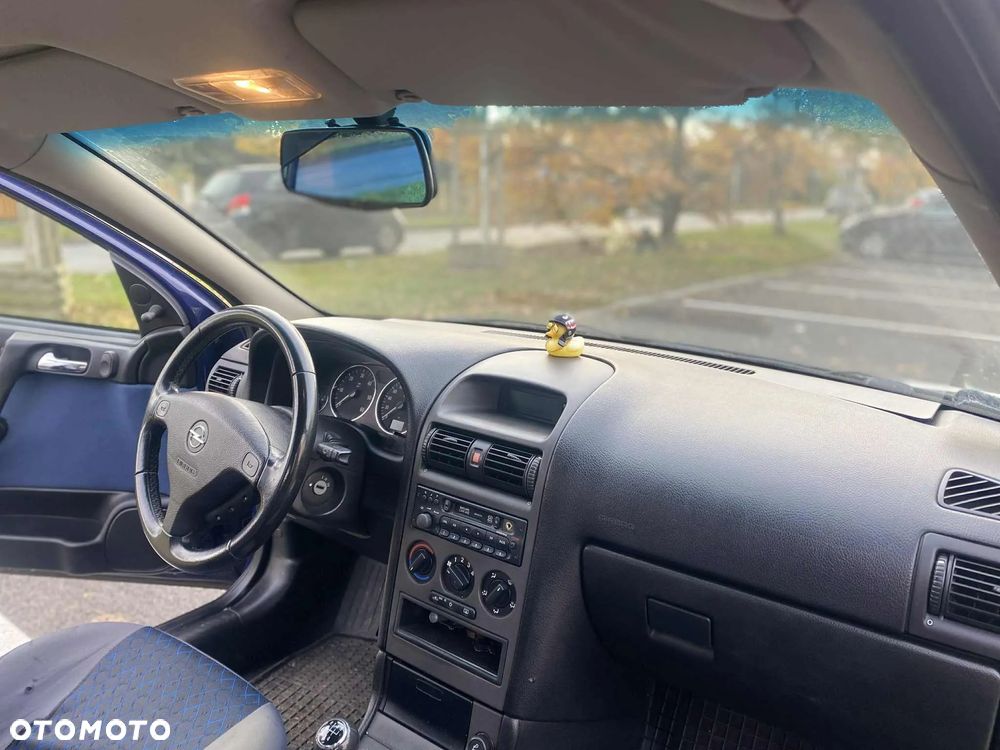 Opel Astra 1.7 CDTI - 13