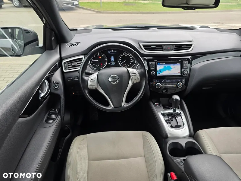 Nissan Qashqai 1.6 DCi Tekna Xtronic EU6 - 8