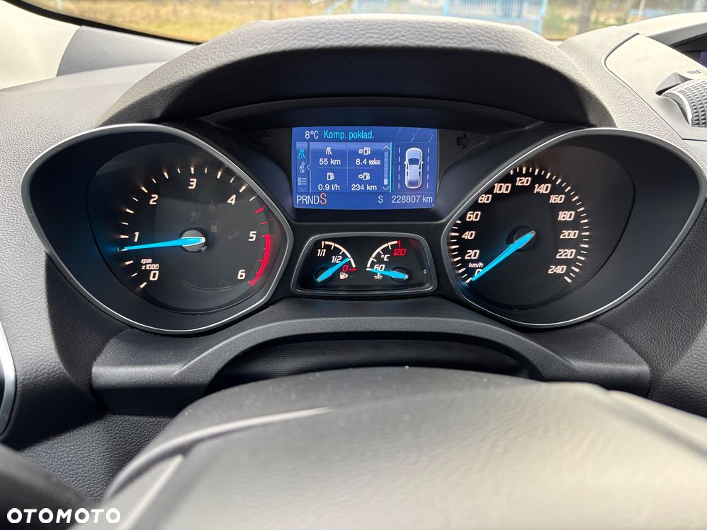 Ford Kuga 2.0 TDCi 4x4 Individual - 32