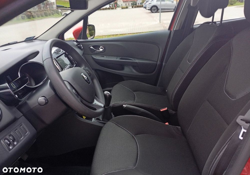 Renault Clio - 18