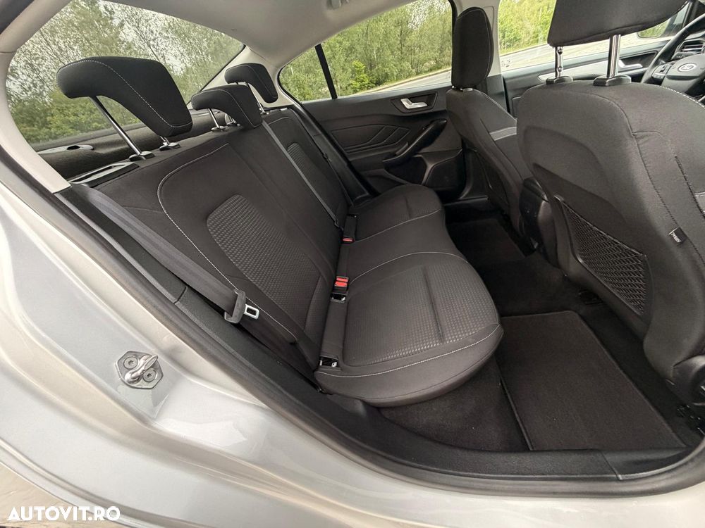 Ford Focus 1.0 EcoBoost Titanium - 20