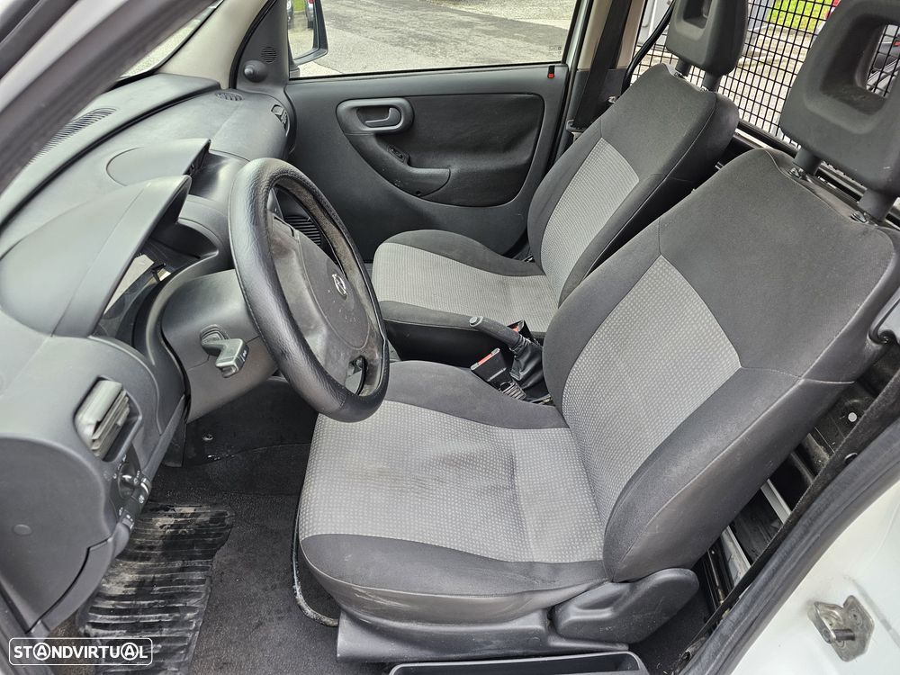 Opel combo A/C - 23