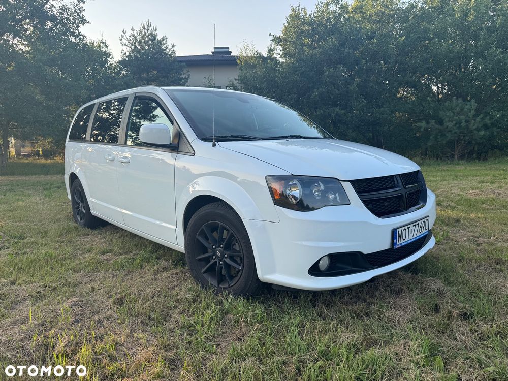 Dodge Grand Caravan 3.6 R/T - 17
