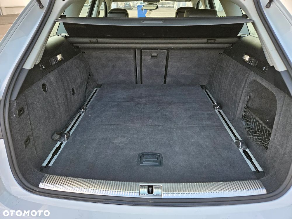 Audi A6 Allroad - 18
