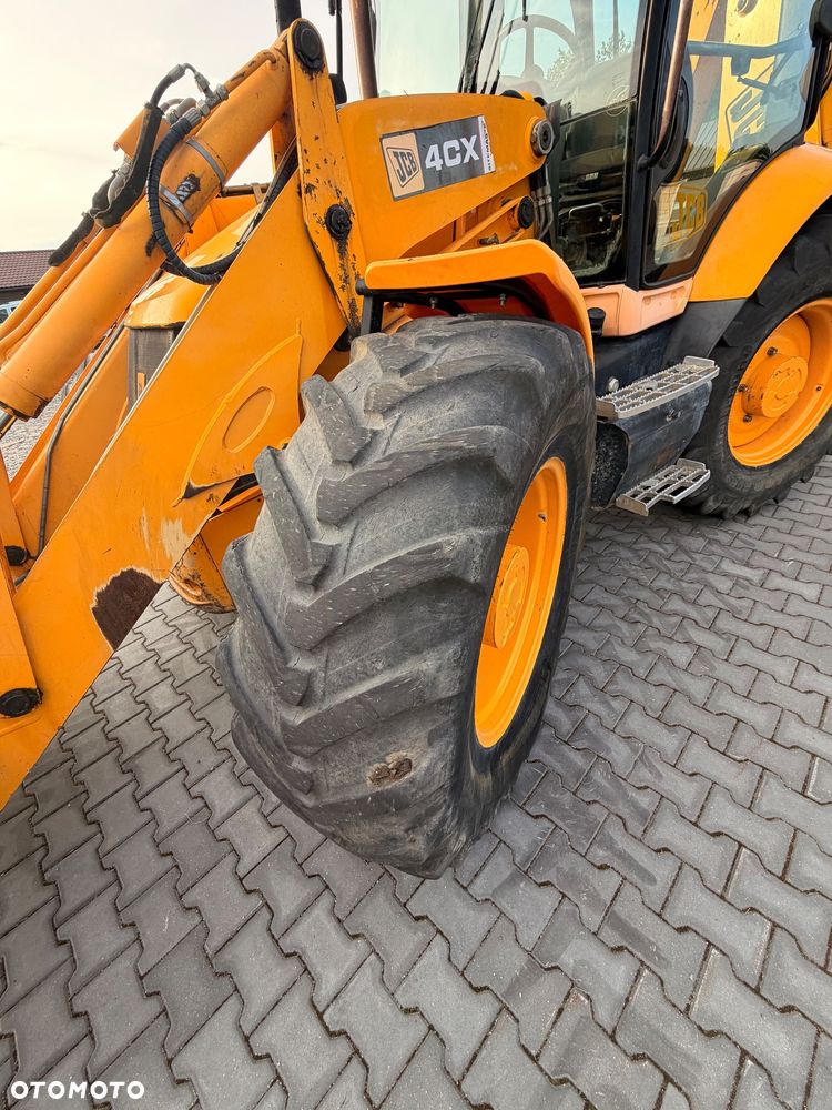 JCB 4CX - 10