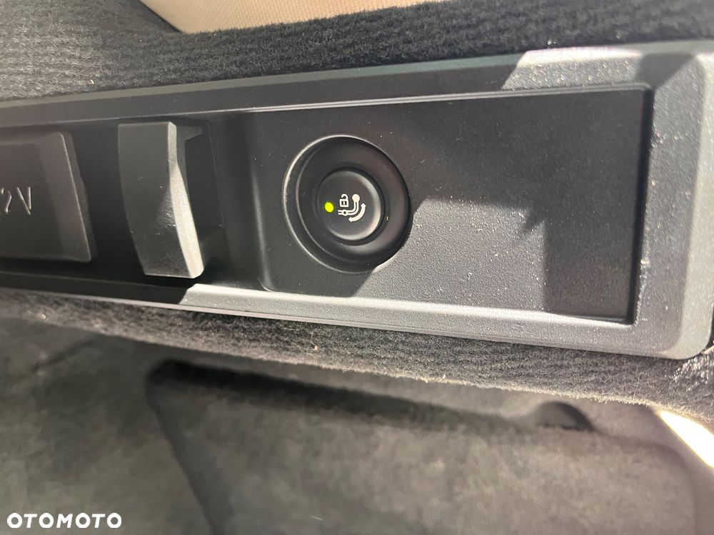 BMW Seria 3 - 16