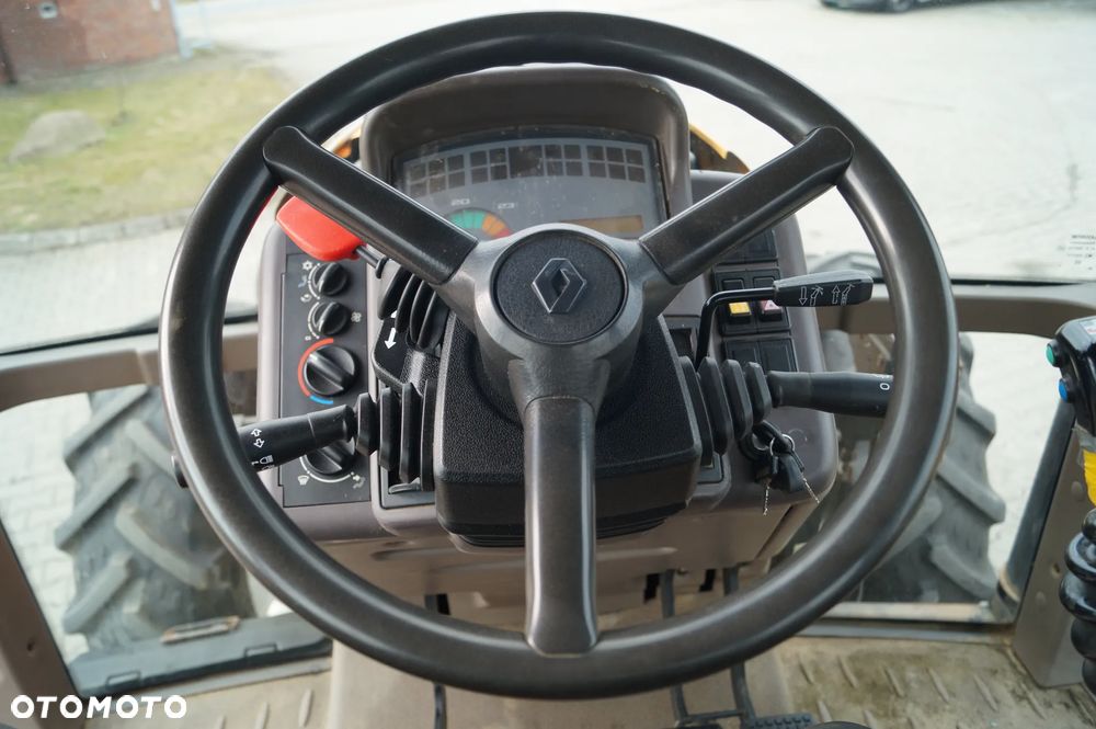 Renault Ares 556 RZ - 14