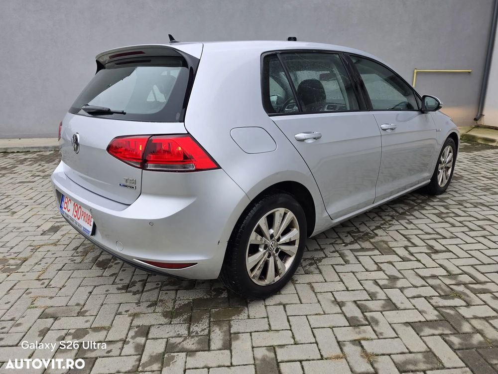 Volkswagen Golf - 4