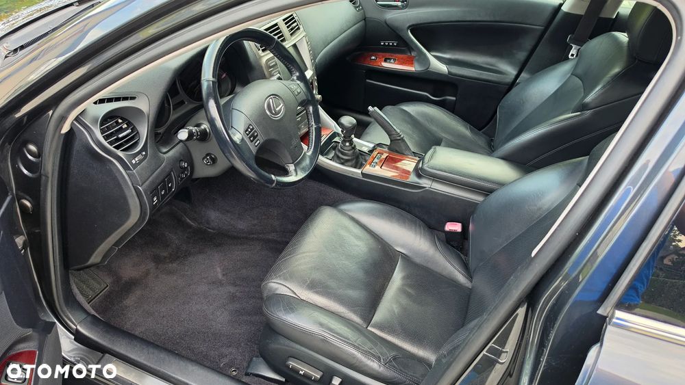 Lexus IS 250 Elegance - 20