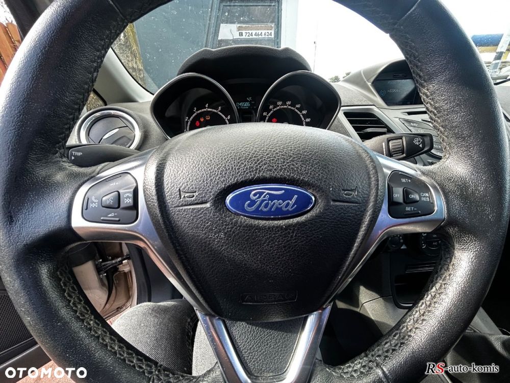 Ford Fiesta - 23