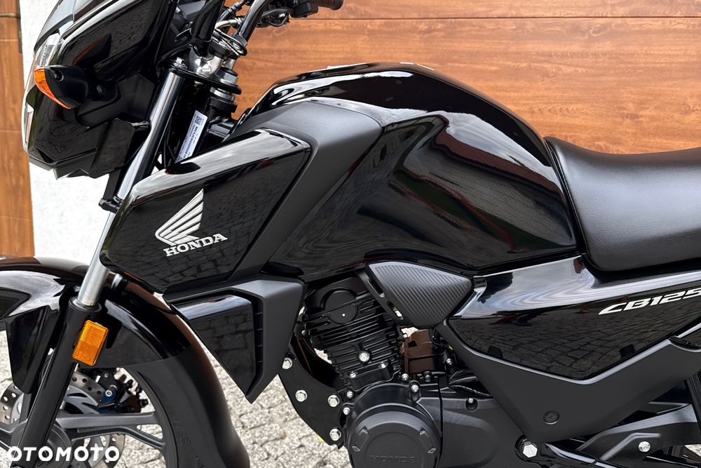 Honda CBF - 21