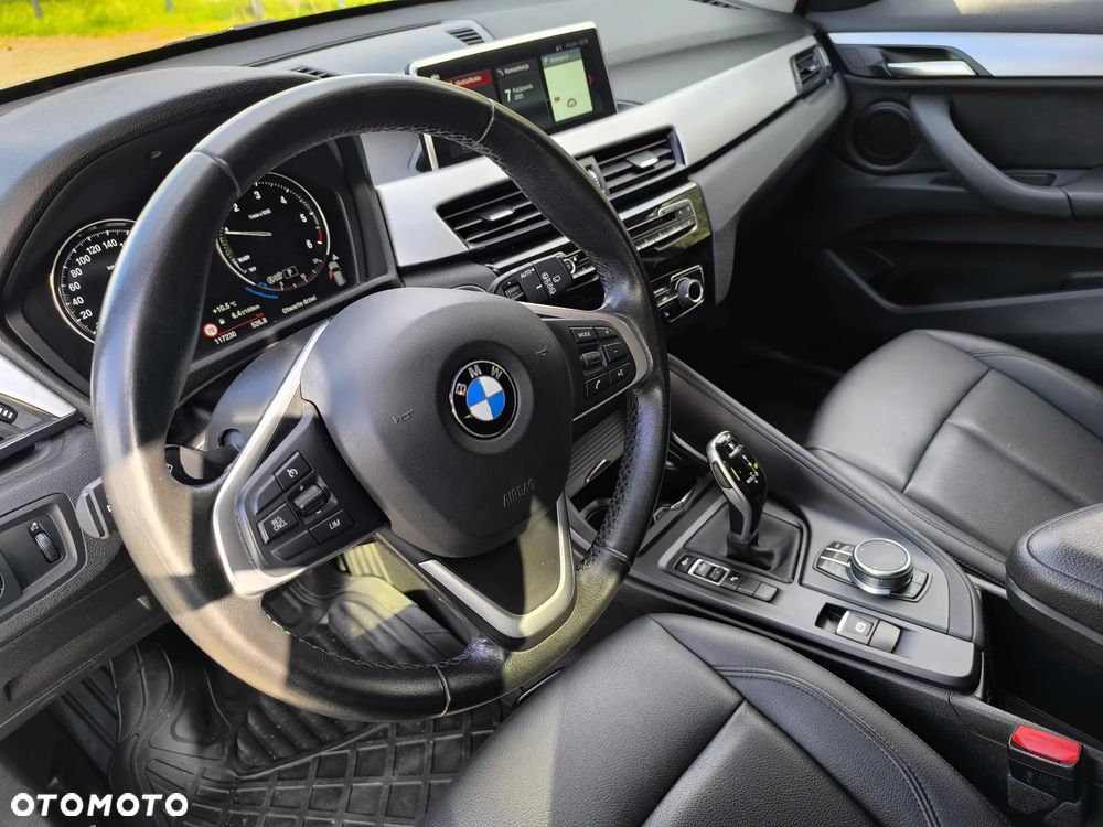 BMW X1 sDrive16d Sport Line - 12