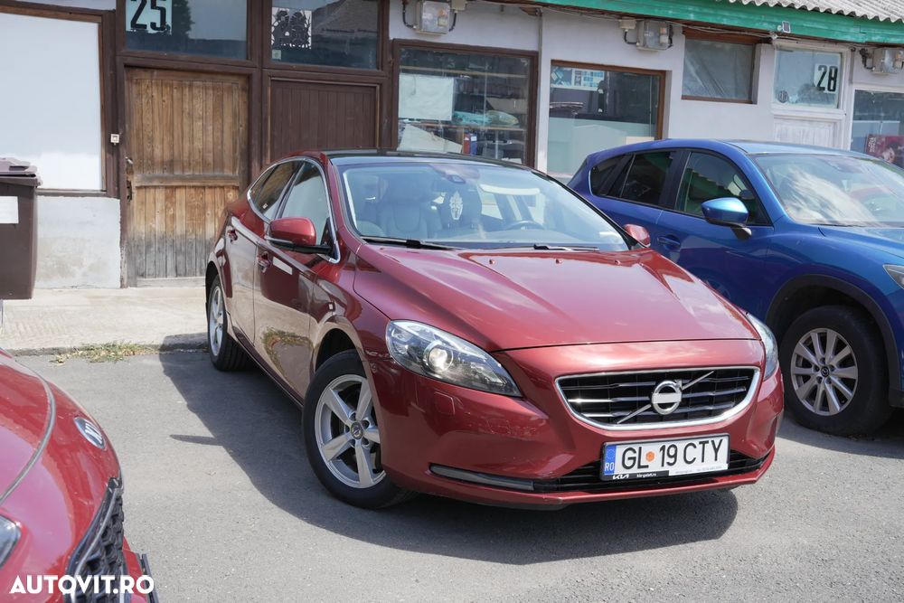 Volvo V40 D3 Summum - 1
