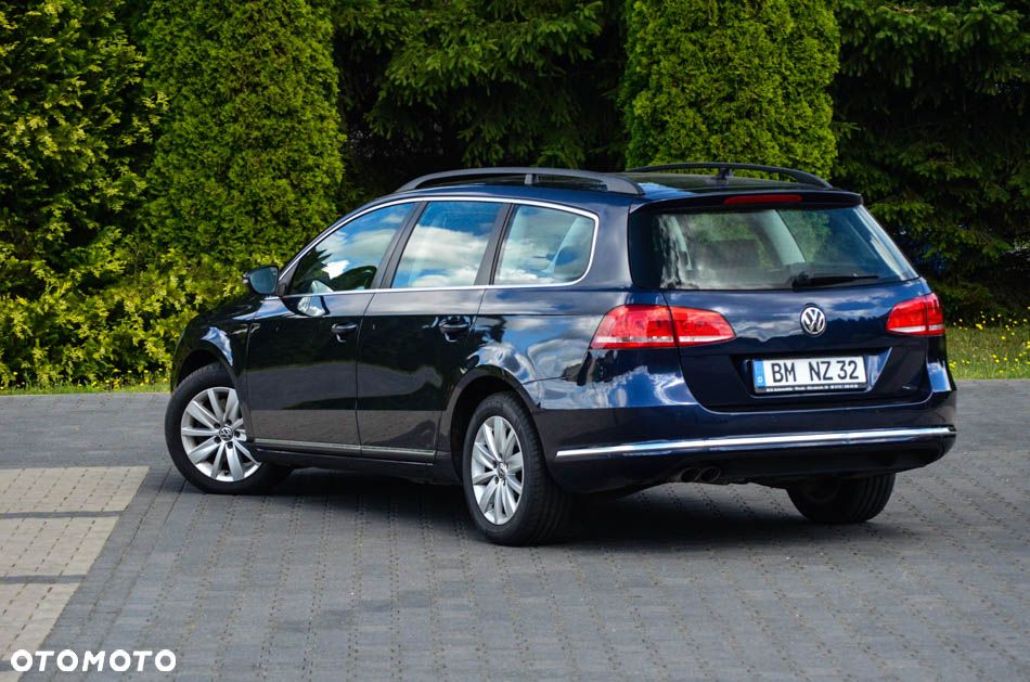 Volkswagen Passat Variant 2.0 Blue TDI SCR Comfortline - 18