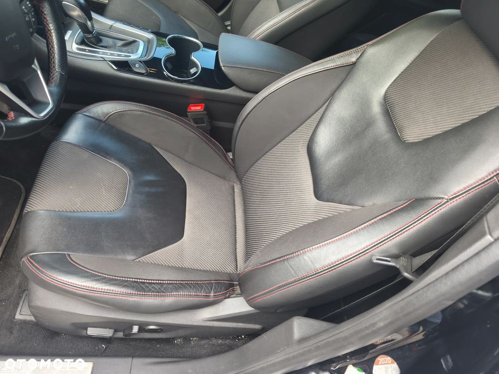 Ford Mondeo 2.0 TDCi ST-Line PowerShift - 12