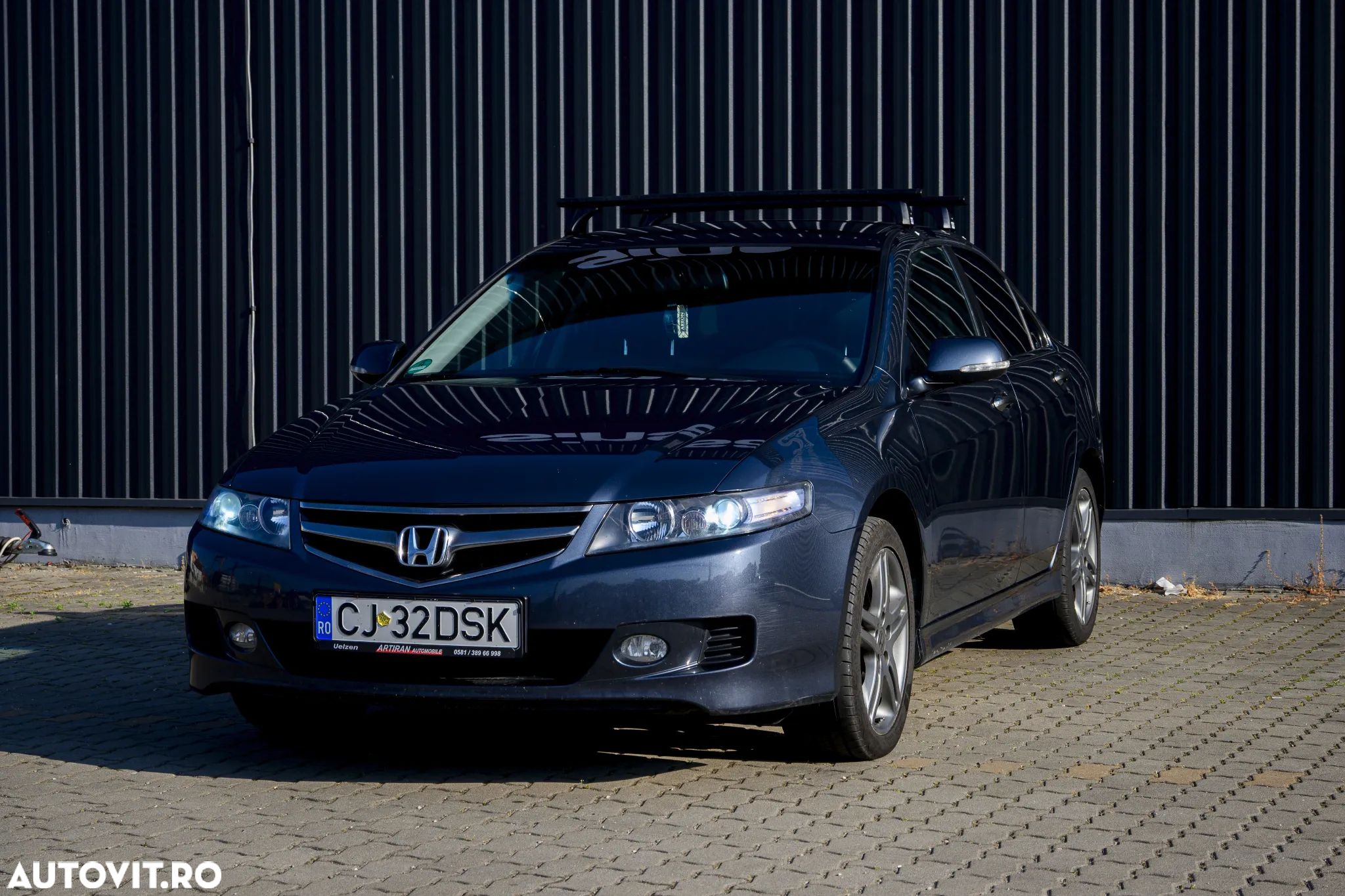 Honda Accord - 1