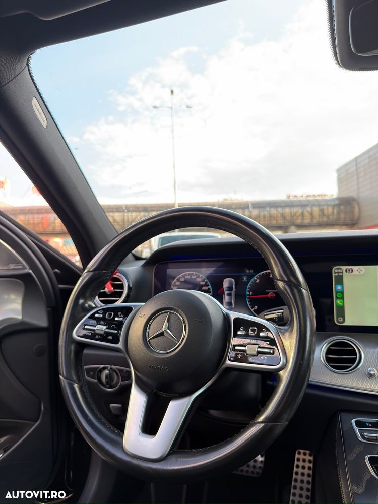 Mercedes-Benz E 220 d Aut. - 9