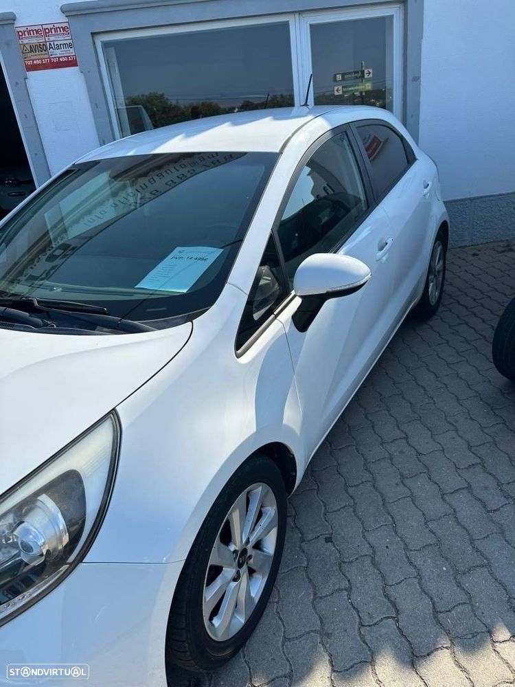 Kia Rio 1.2 CVVT Urban - 3