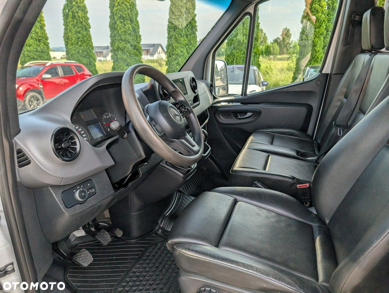 Mercedes-Benz Sprinter - 19