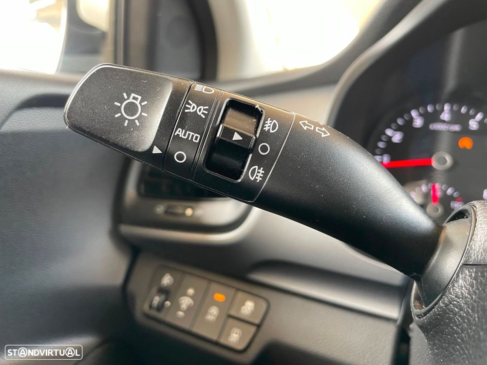 Kia Stonic 1.2 Urban - 15