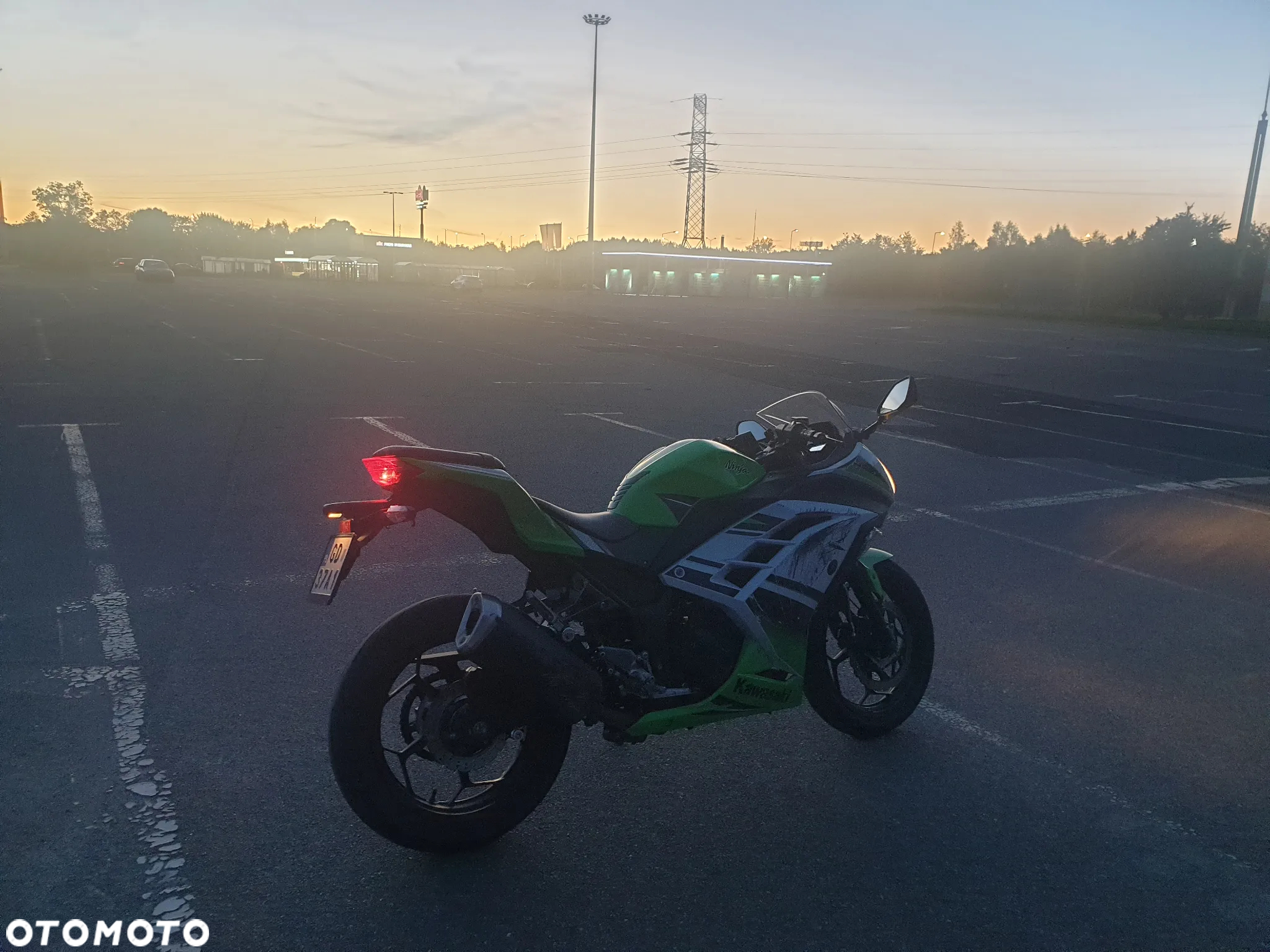 Kawasaki Ninja 300 ABS - 15