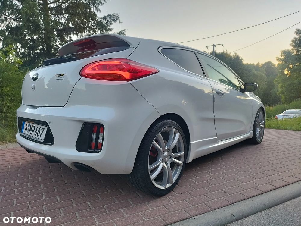 Kia ProCeed 1.6 T-GDI GT Edition 1 - 24