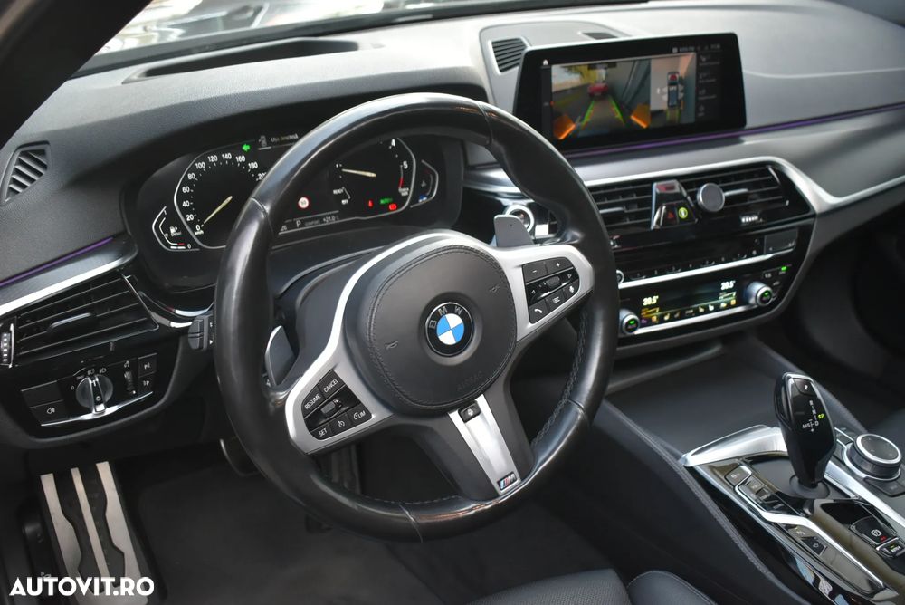 BMW Seria 5 520d AT MHEV - 12