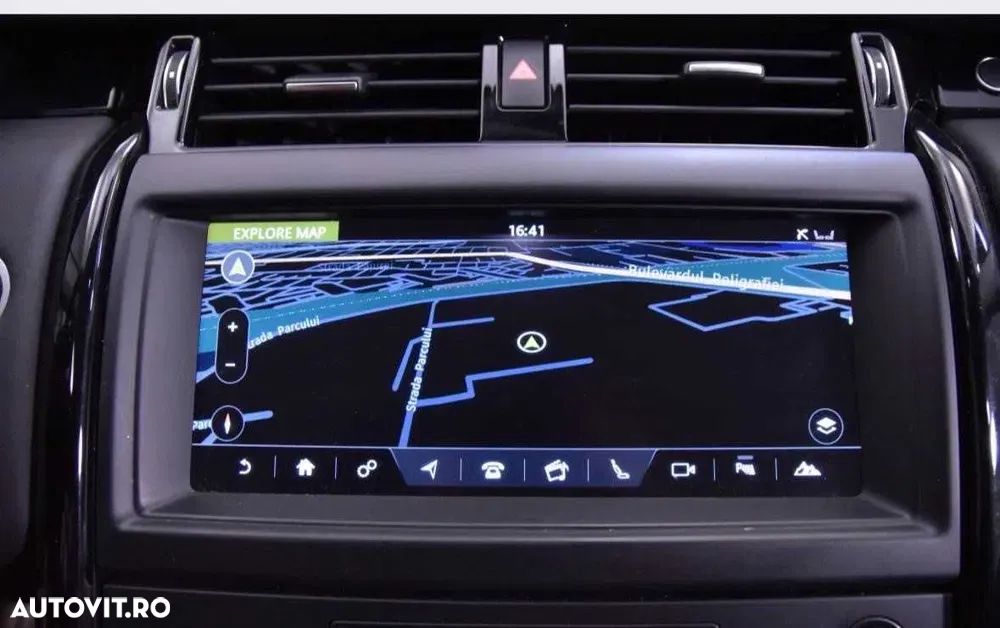 Land Rover Discovery 3.0 L TD6 HSE - 3