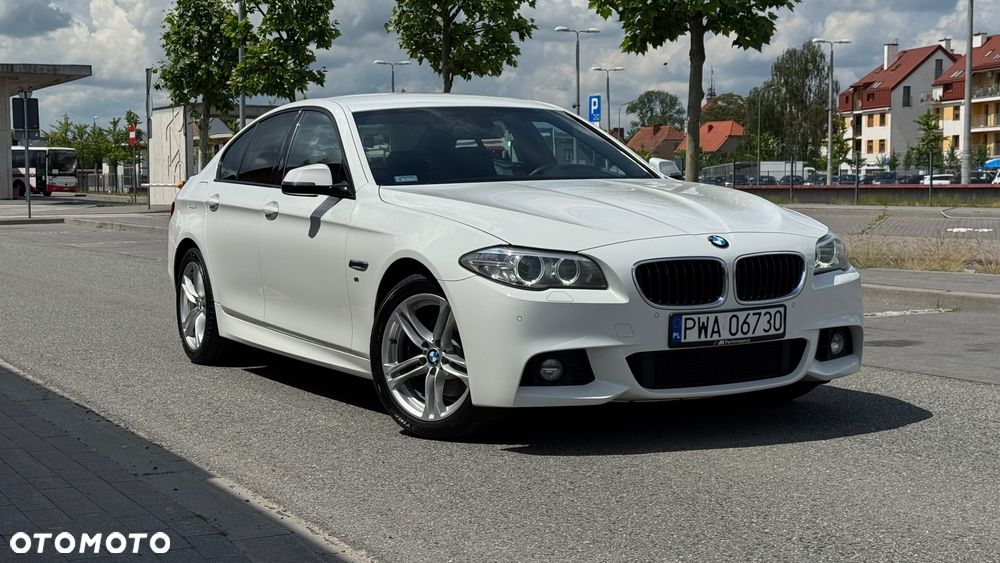 BMW Seria 5 520d xDrive - 2