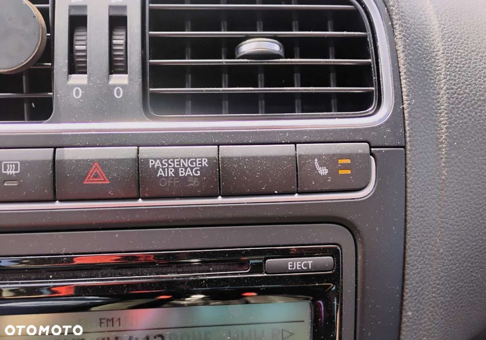 Volkswagen Polo - 16