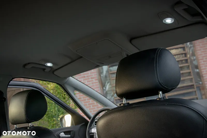 Ford S-Max 2.0 FF Titanium - 28
