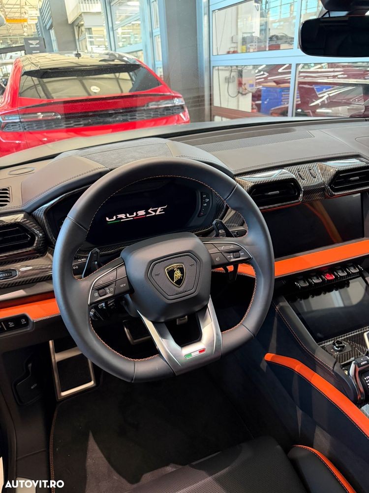 Lamborghini URUS - 5
