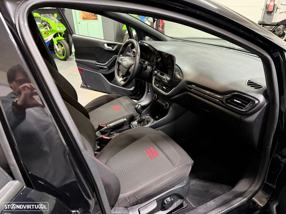 Ford Fiesta 1.0 EcoBoost ST-Line - 23