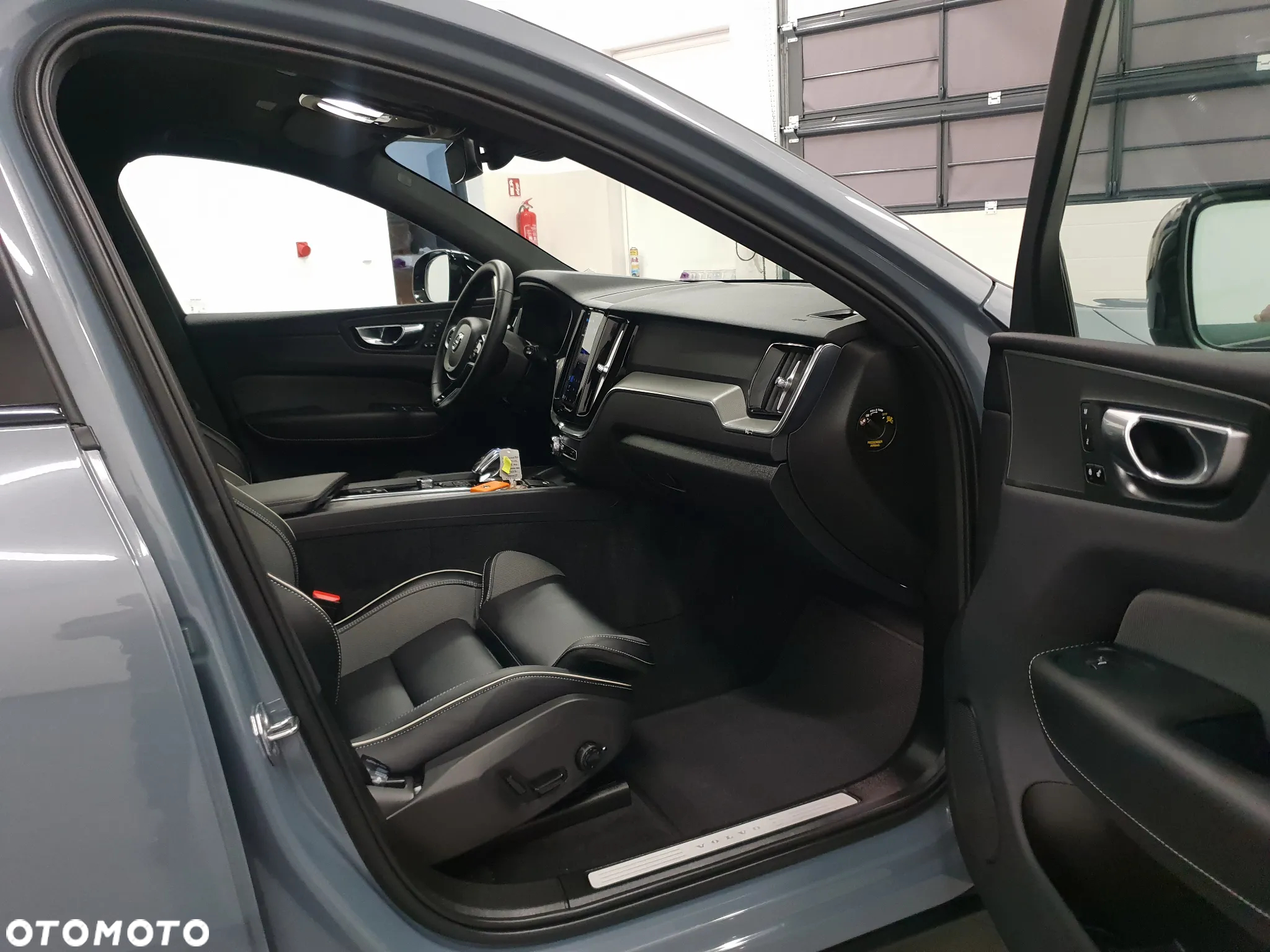 Volvo XC 60 B4 D Geartronic RDesign - 34