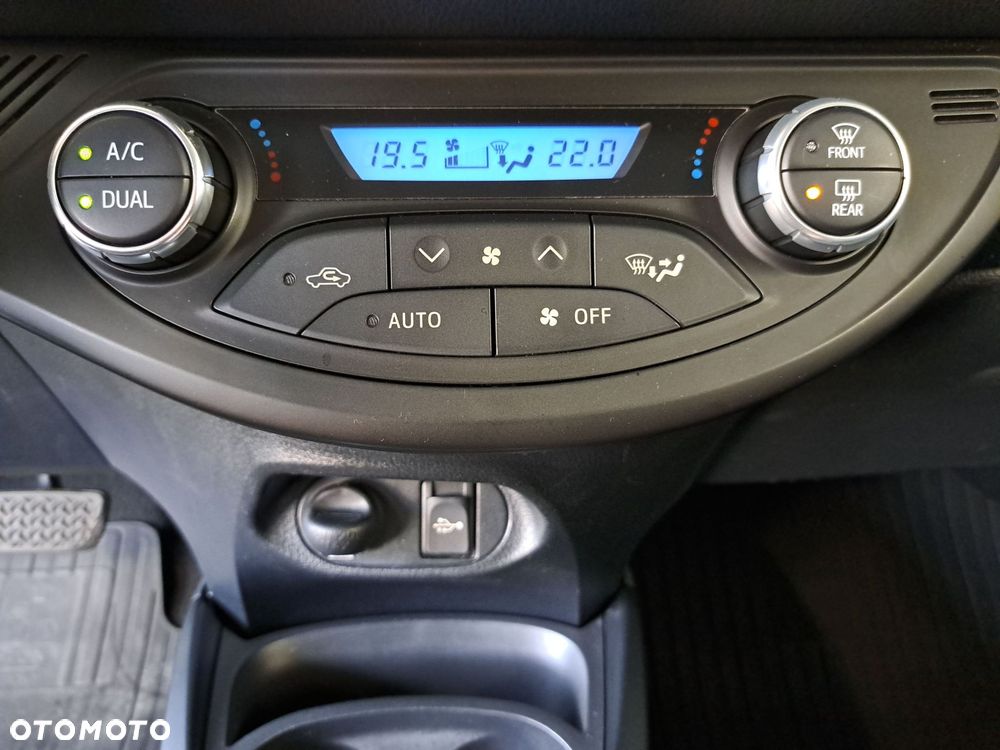Toyota Yaris - 27