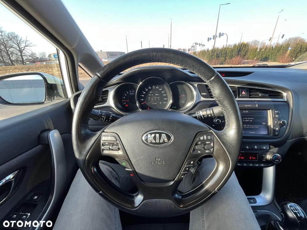 Kia Ceed 1.6 CRDi L Business Line - 18