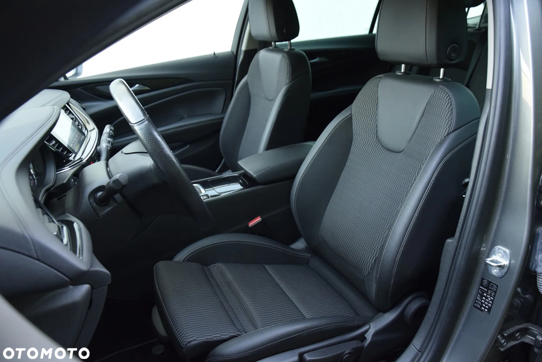 Opel Insignia Sports Tourer 2.0 Diesel Exclusive - 25