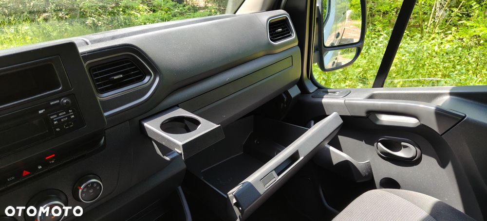 Renault Master - 24