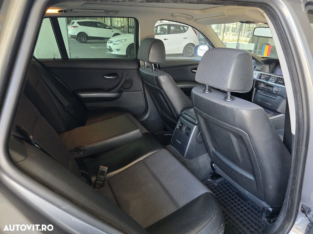 BMW Seria 3 318d DPF Edition Sport - 12