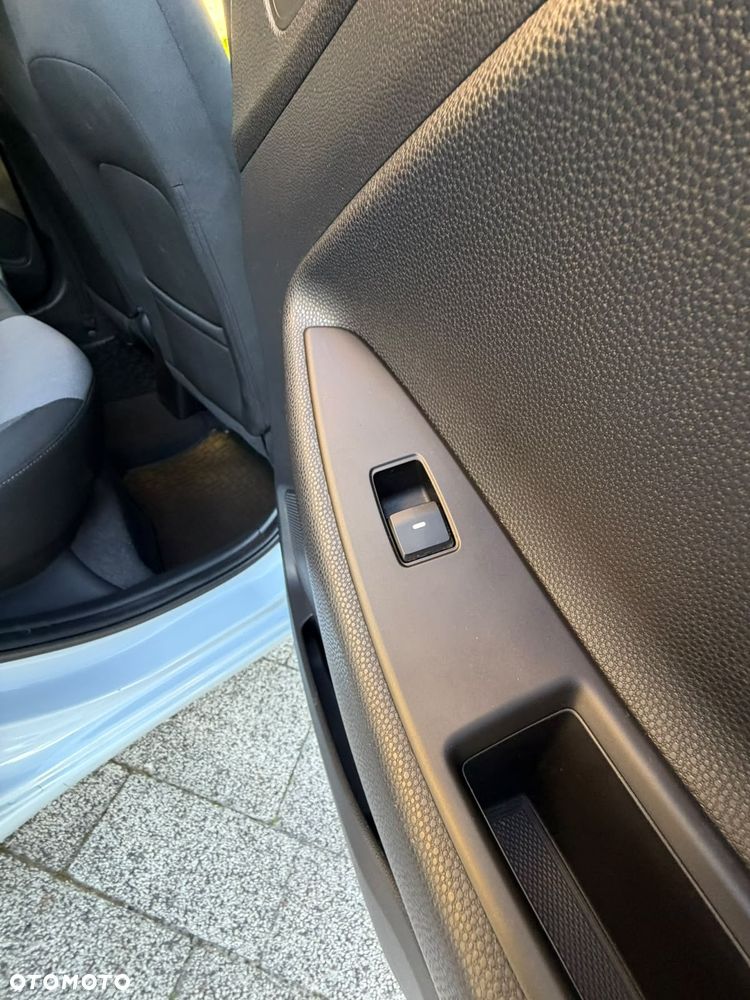 Hyundai i20 1.2 Trend - 26