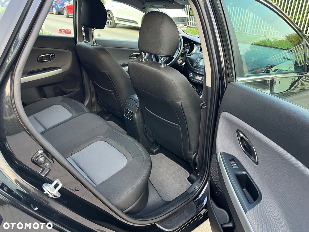 Kia Ceed 1.6 GDI XL - 21