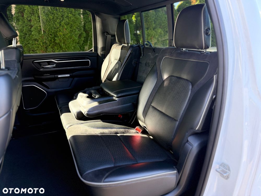 RAM 1500 Crew Cab Laramie - 28