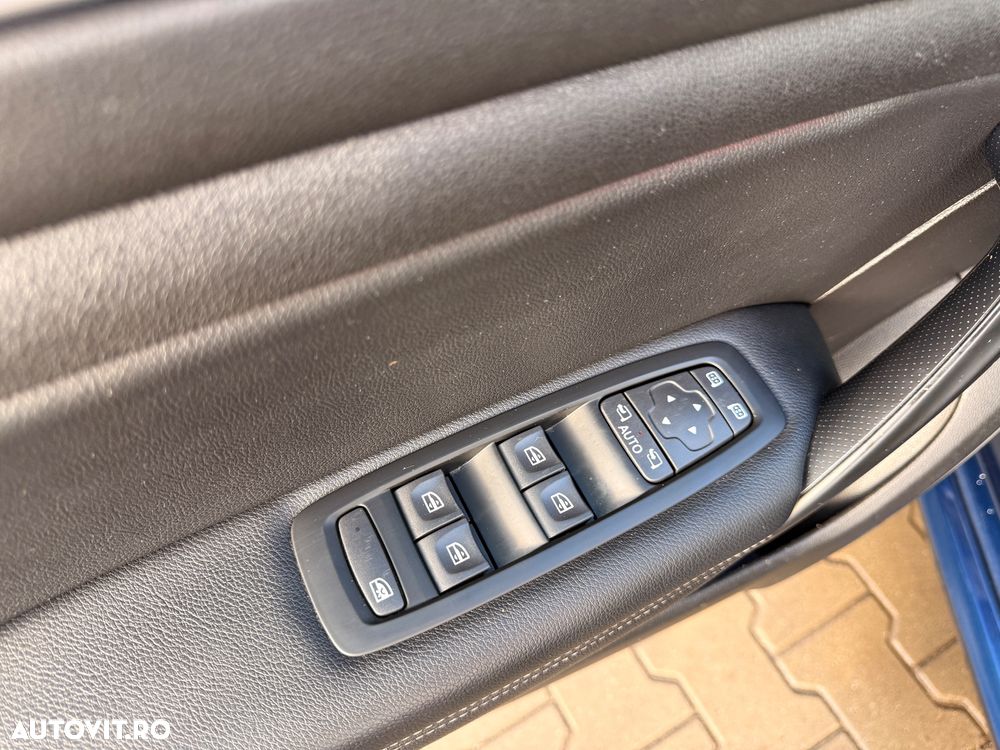 Renault Megane TCE 140 GPF Intens - 23