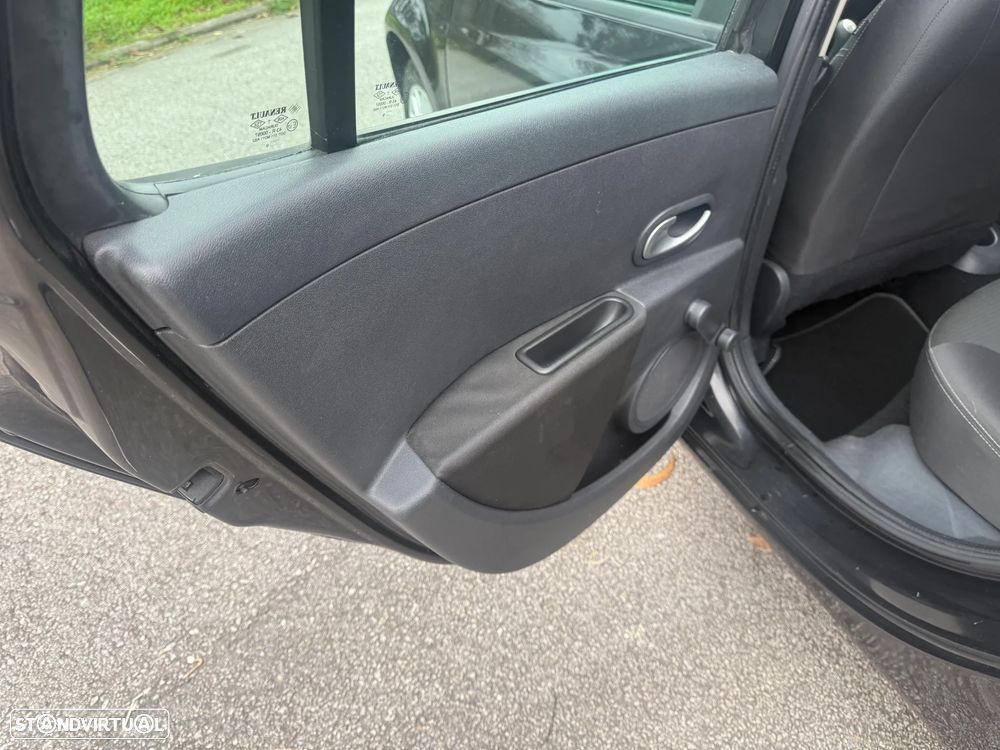 Renault Clio Break 1.5 dCi Dynamique - 11